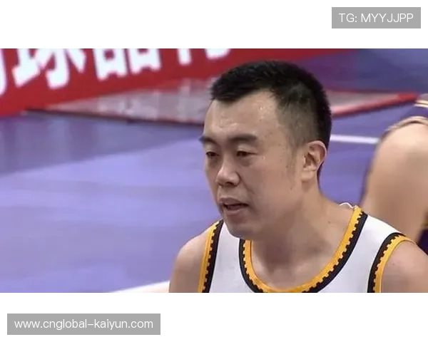 老将韩德君退役影响深远 辽宁内线进入重建期 老将韩德君退役影响深远 辽宁内线进入重建期