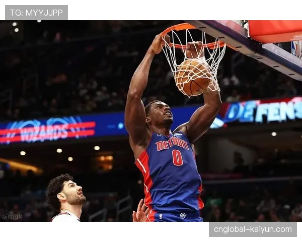 杜伦内线予取予求率活塞取胜 黄蜂受困失误防守漏洞明显